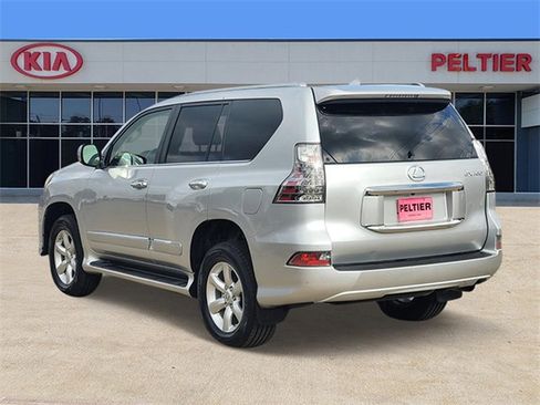 Used 2017 Lexus GX 460 image 6