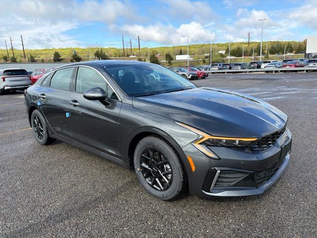 New 2026 Kia K5 LXS FWD image 1