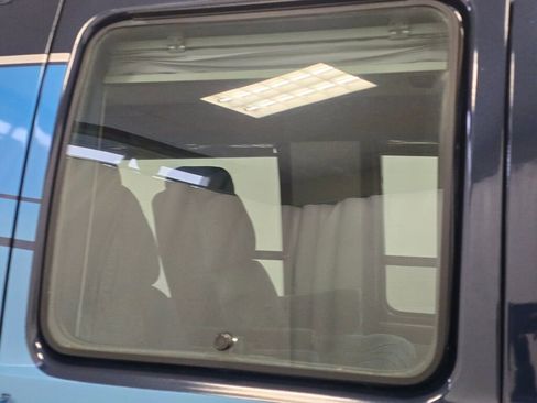 Used 1991 Dodge B2500 image 35