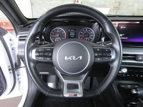 Used 2022 Kia K5 GT-Line AWD/4WD image 13