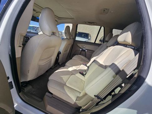 Used 2012 Volvo XC90 3.2 image 9