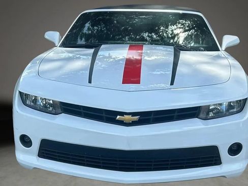 Used 2015 Chevrolet Camaro LT RWD image 5