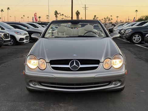 Used 2005 Mercedes-Benz CLK 320 Cabriolet image 13