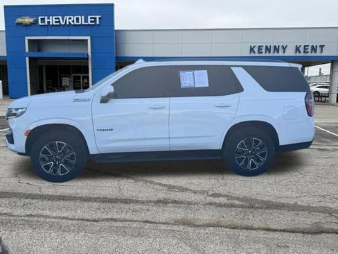 Used 2023 Chevrolet Tahoe Z71 w/ Luxury Package AWD/4WD image 38