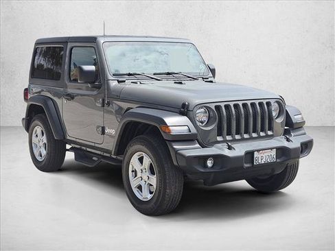 Used 2019 Jeep Wrangler Sport AWD/4WD image 3