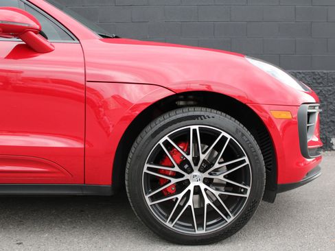 Used 2023 Porsche Macan S image 11