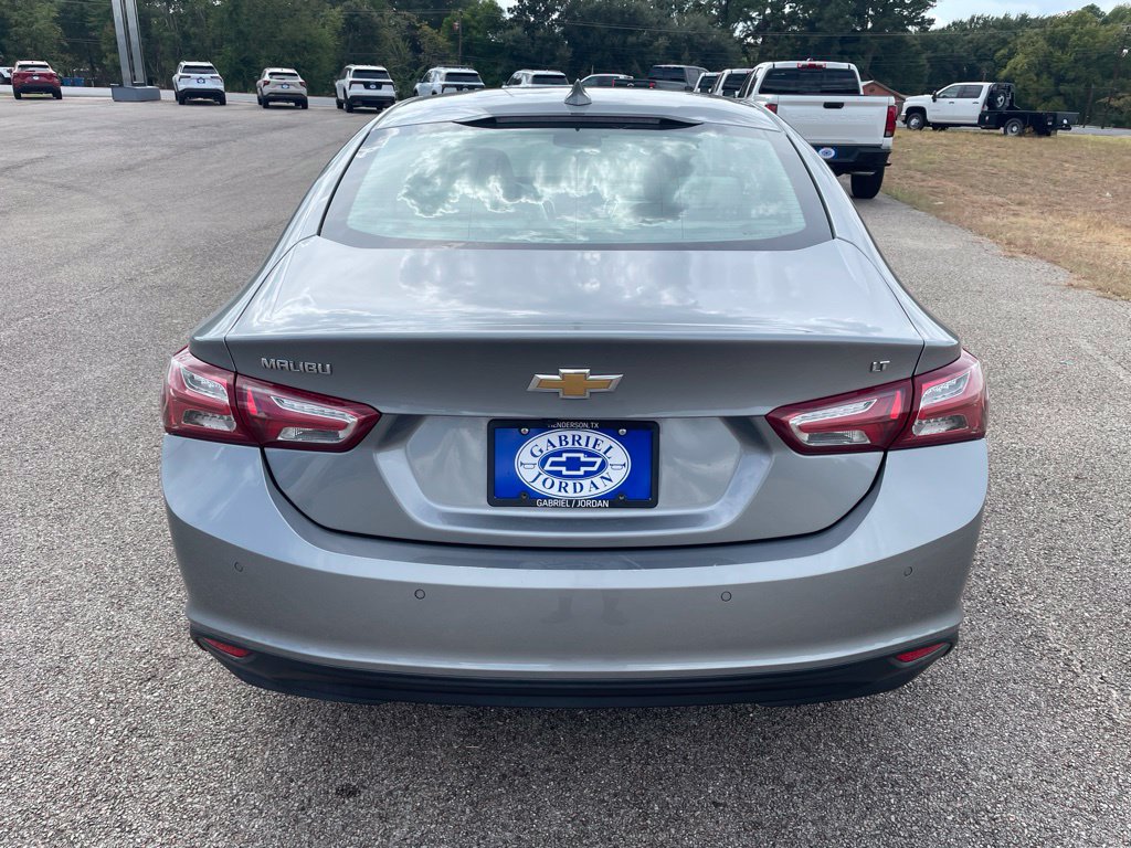 Used 2024 Chevrolet Malibu LT FWD image 5