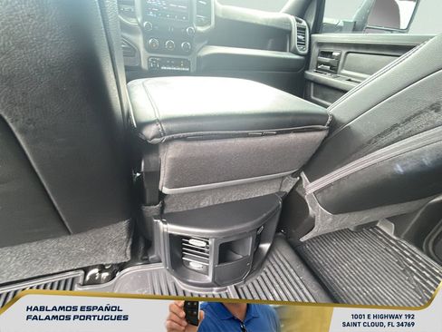 Used 2024 RAM 3500 Tradesman w/ Chrome Appearance Group AWD/4WD image 25