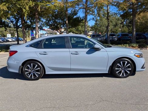 Certified 2024 Honda Civic EX image 6