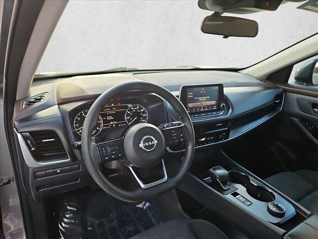 Used 2022 Nissan Rogue SV AWD/4WD image 10