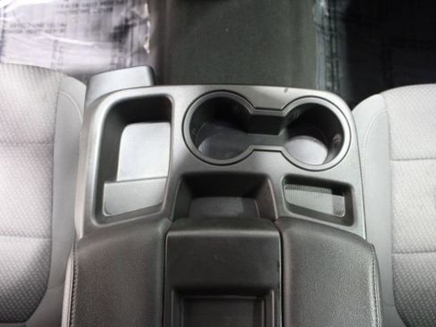 Used 2022 Chevrolet Silverado 2500 Custom w/ Custom Value Package image 30