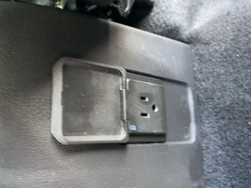 Used 2021 Chevrolet Trax LT w/ LT Convenience Package image 11