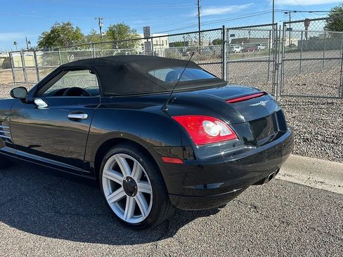 Used 2005 Chrysler Crossfire Limited image 18