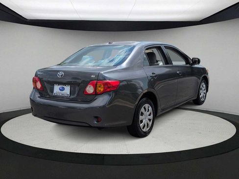 Used 2010 Toyota Corolla LE FWD image 8