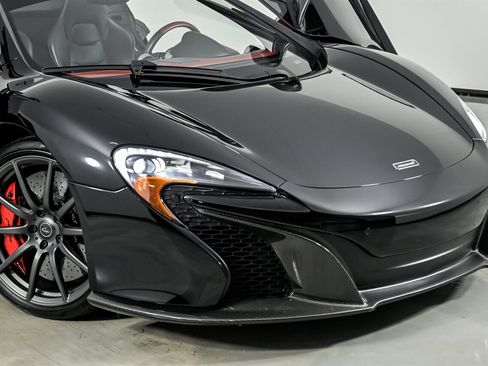 Used 2016 McLaren 650S Spider RWD image 2