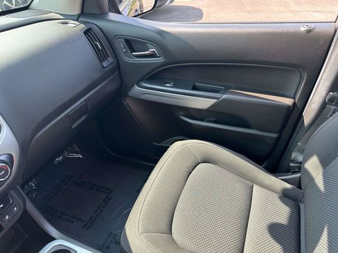 Certified 2020 Chevrolet Colorado LT w/ LT Convenience Package AWD/4WD image 31