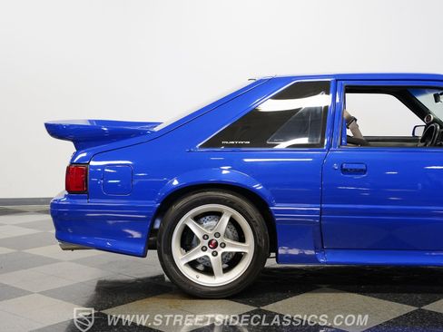 Used 1991 Ford Mustang GT RWD image 30