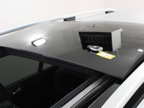 Used 2017 Mercedes-Benz GLS 450 450 4MATIC w/ Premium Package image 12