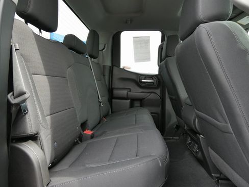 Certified 2025 GMC Sierra 1500 Pro w/ Pro Value Package image 16