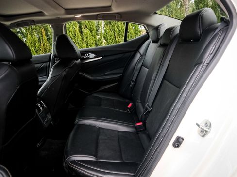 Used 2023 Nissan Maxima SL image 8