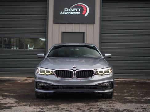 Used 2018 BMW 540i 540i Sedan 4D image 2