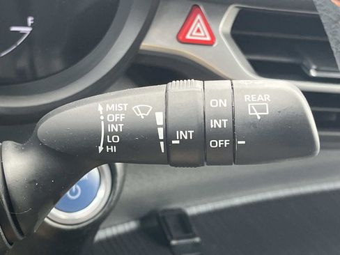 Used 2021 Toyota Sienna XSE image 32