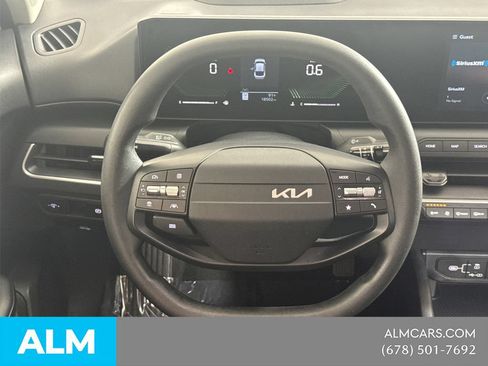Used 2025 Kia K4 FWD image 26