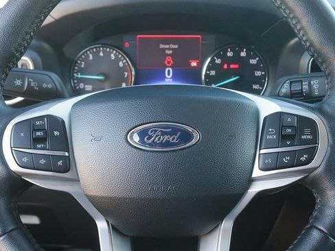 Used 2024 Ford Explorer XLT w/ Equipment Group 202A image 19