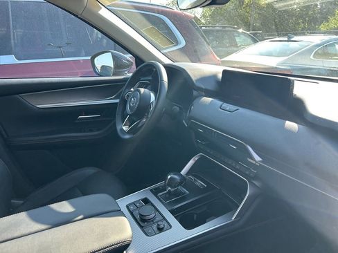 Used 2024 MAZDA CX-90 Plug-In Hybrid w/ Preferred AWD/4WD image 11