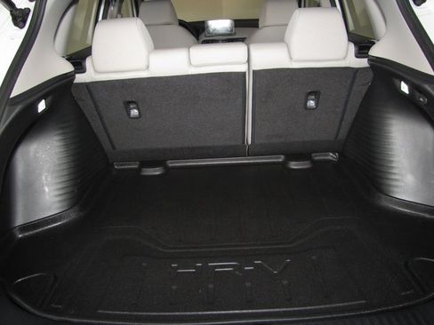 Certified 2023 Honda HR-V LX image 15