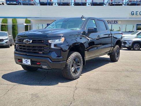 Certified 2024 Chevrolet Silverado 1500 LT Trail Boss w/ LPO, Dark Essentials Package AWD/4WD image 33