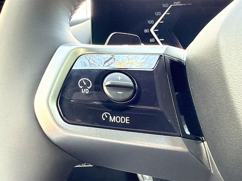 New 2026 BMW 550e xDrive w/ Executive Package image 37