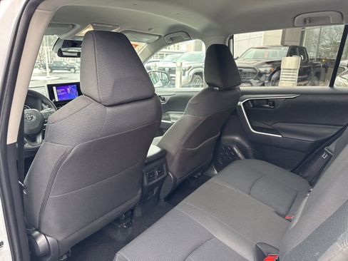 Certified 2025 Toyota RAV4 LE image 18