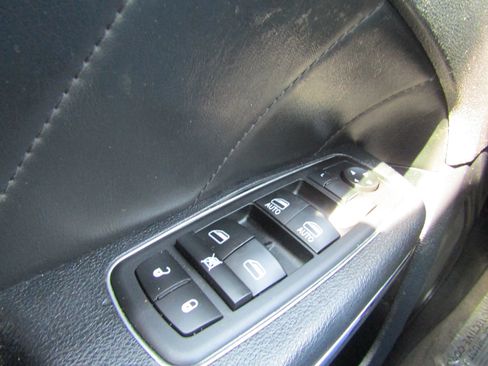 Used 2014 Dodge Charger R/T RWD image 28