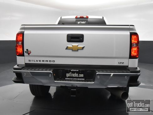 Used 2018 Chevrolet Silverado 2500 LTZ w/ Duramax Plus Package AWD/4WD image 6