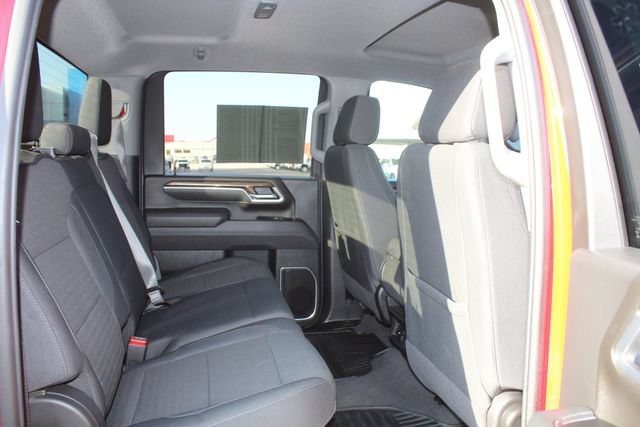 Used 2025 Chevrolet Silverado 2500 LT w/ Safety Package AWD/4WD image 18