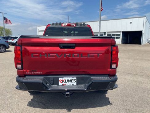 Used 2025 Chevrolet Colorado Trail Boss image 13