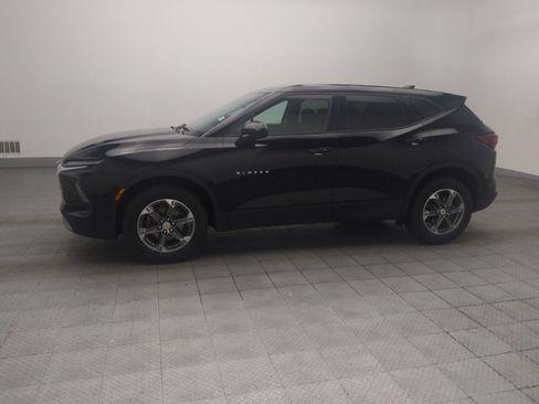Used 2024 Chevrolet Blazer LT FWD image 2