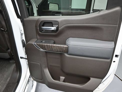 Used 2021 GMC Sierra 1500 Denali w/ Driver Alert Package II AWD/4WD image 33