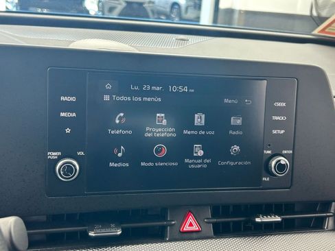 Used 2024 Kia Sportage LX image 18