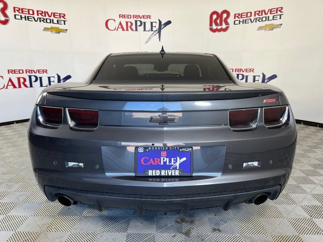 Used 2010 Chevrolet Camaro SS w/ RS Package RWD image 6