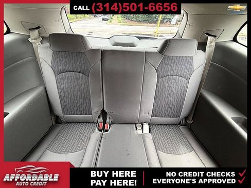 Used 2017 Chevrolet Traverse LT FWD image 12