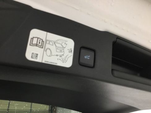 Used 2020 Ford Escape SEL AWD/4WD image 19