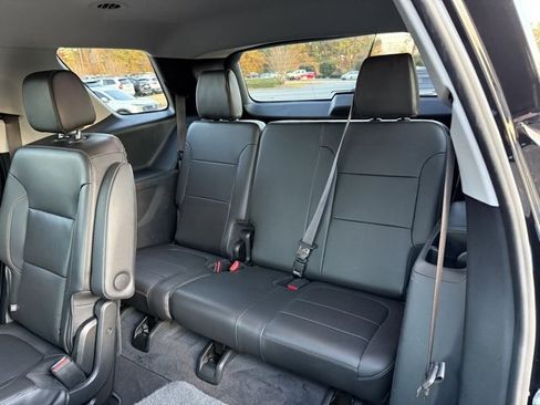 Used 2020 Chevrolet Traverse RS image 33