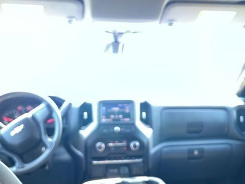 Used 2021 Chevrolet Silverado 1500 Custom image 28