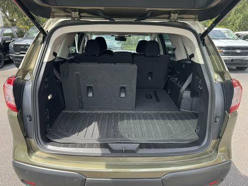Used 2025 Subaru Ascent Premium AWD/4WD image 8