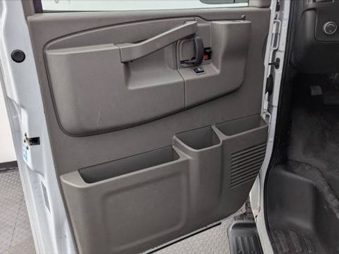 Used 2023 Chevrolet Express 3500 LS RWD image 13