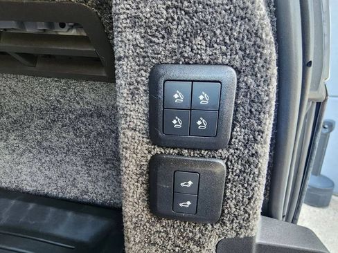 Used 2019 Land Rover Range Rover Supercharged AWD/4WD image 13