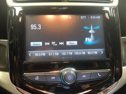 Used 2017 Chevrolet Sonic LT FWD image 25