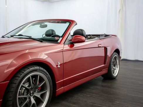 Used 2004 Ford Mustang Cobra image 31
